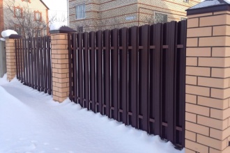 Забор из евроштакетника в шахматном порядке 30 метров фото в Лопатино